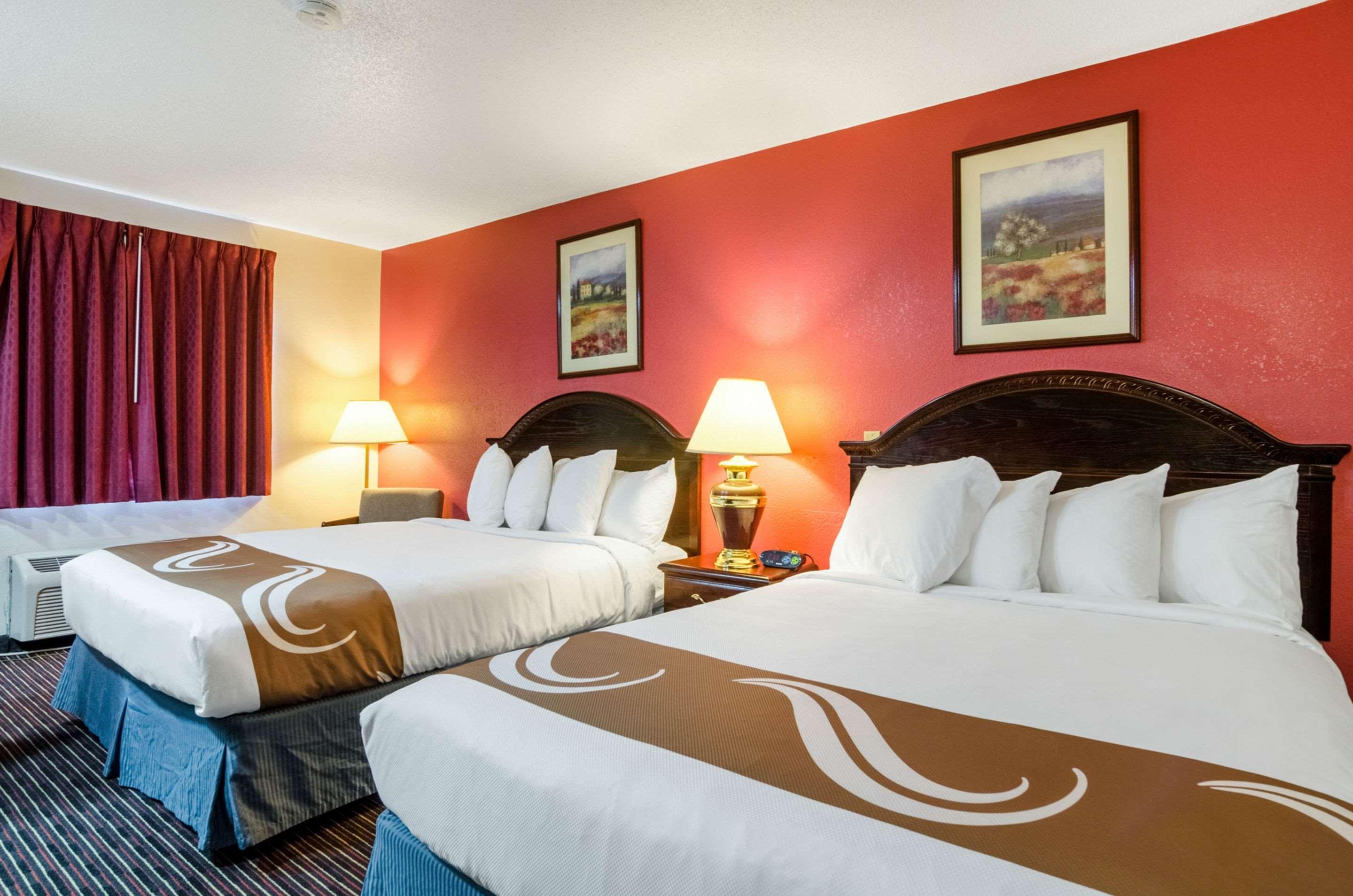 Quality Inn South Уичита Экстерьер фото