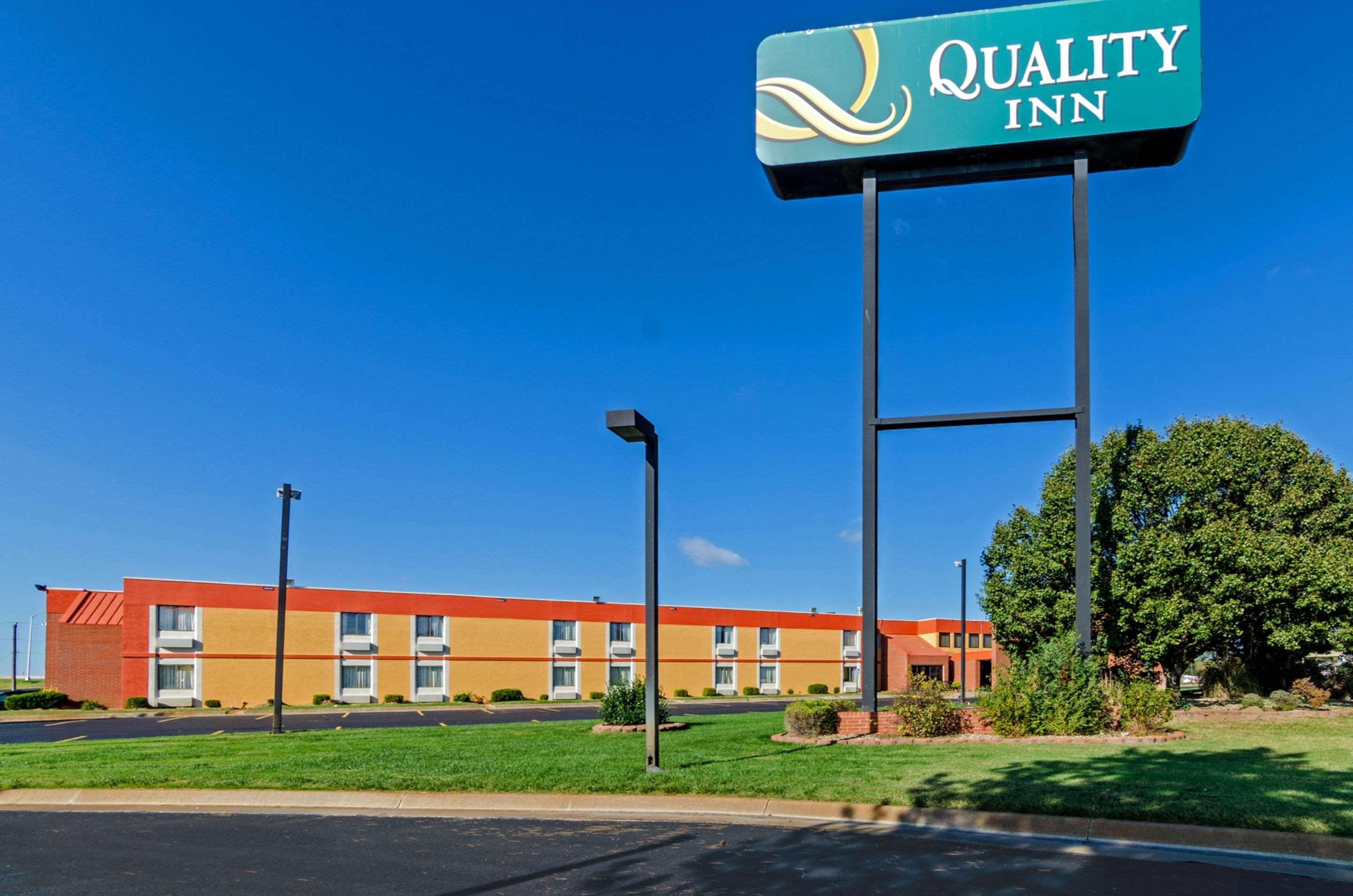 Quality Inn South Уичита Экстерьер фото