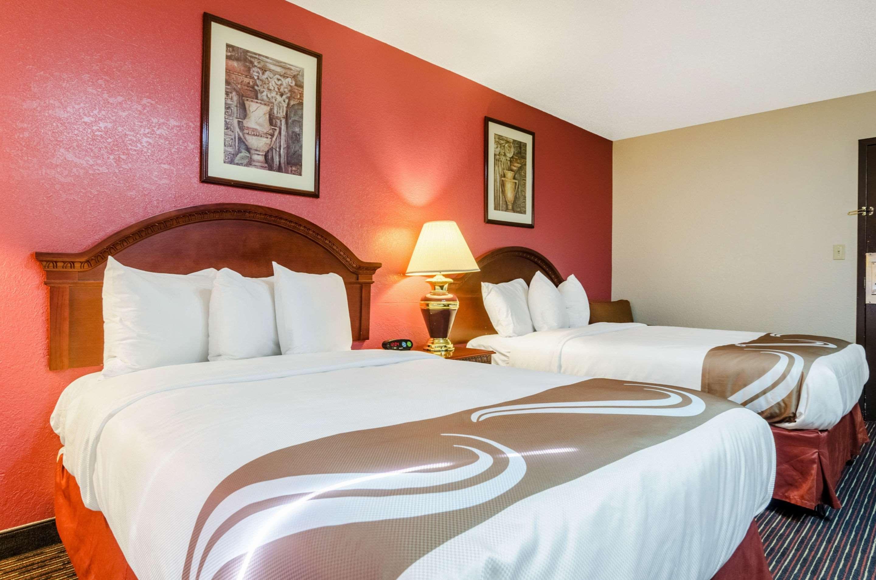 Quality Inn South Уичита Экстерьер фото