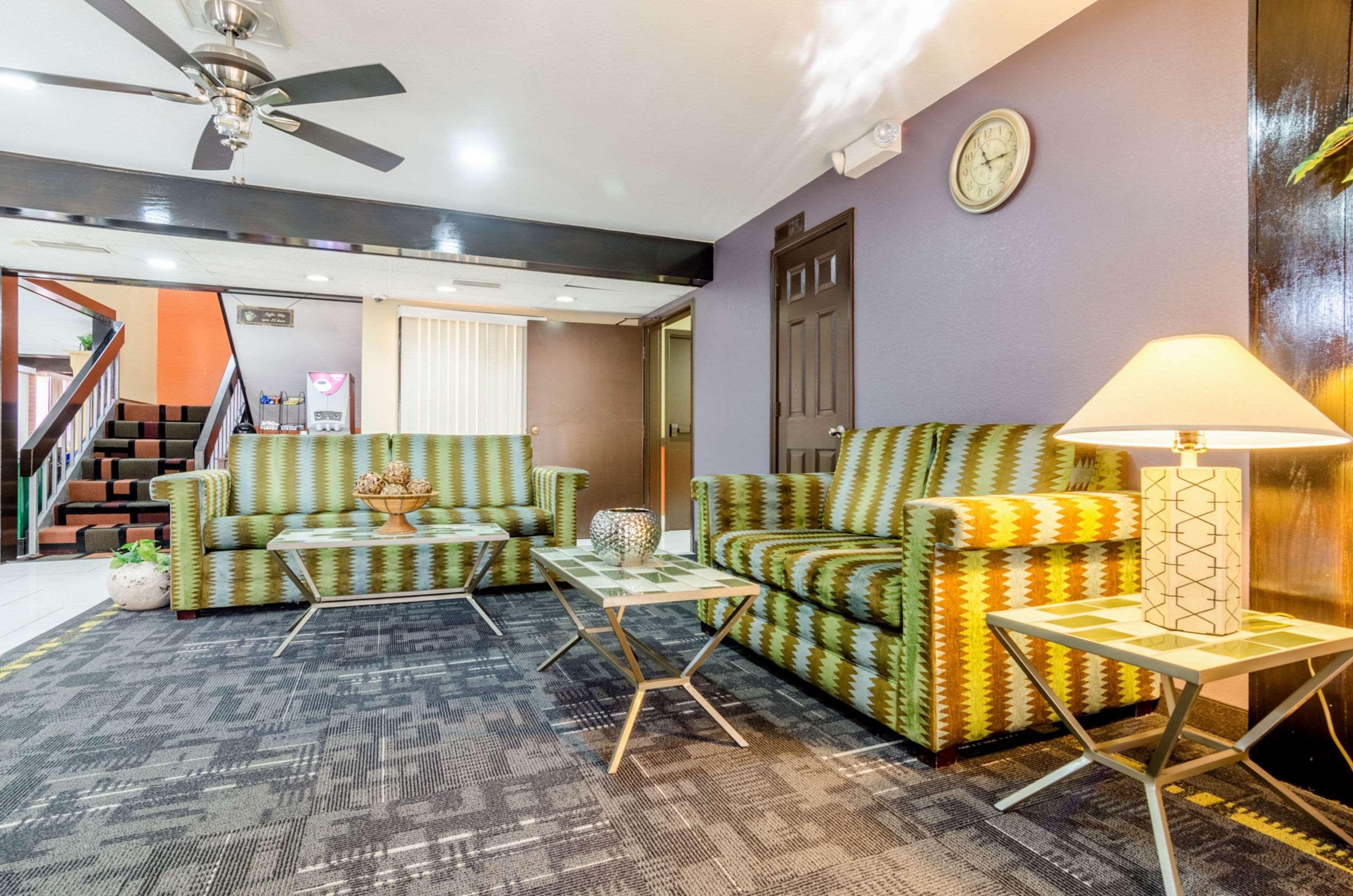Quality Inn South Уичита Экстерьер фото